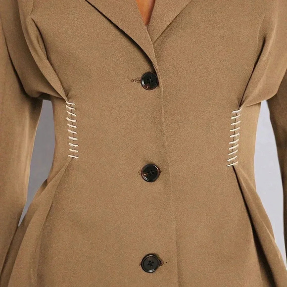 Camel Elegant Women's Pleated Flare Hem Button Up Blazer - Picture 5 of 5